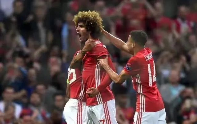 赢榜首曼城，输倒数第一西布朗，本赛季的曼联到底哪里出了问题？