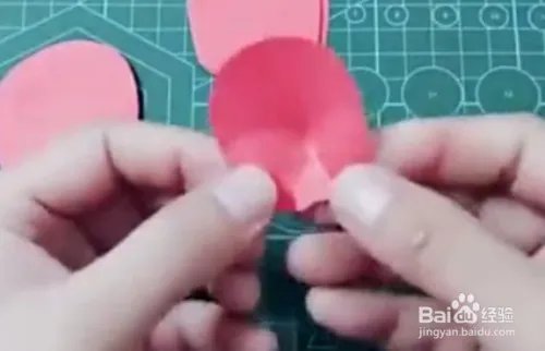 4步简易折纸花玫瑰花