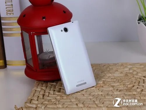 提升四核入门水准 索尼S39h仅售1730元