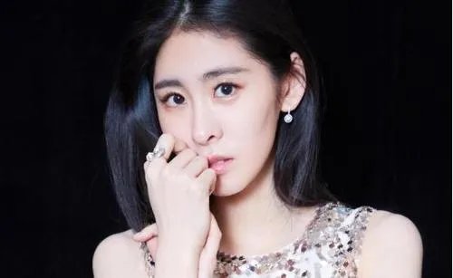 张碧晨微博评论频出亮点，网友们都是怎么说的？