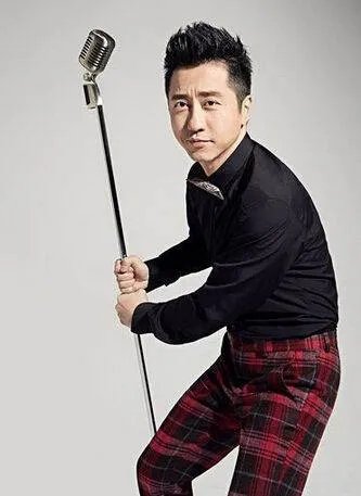 一首歌里有“忽然大雨”的歌词