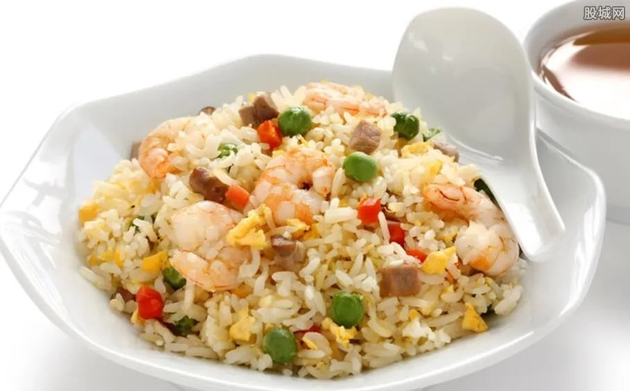 吃快餐抽两瓶黑血 真是大千世界无奇不有