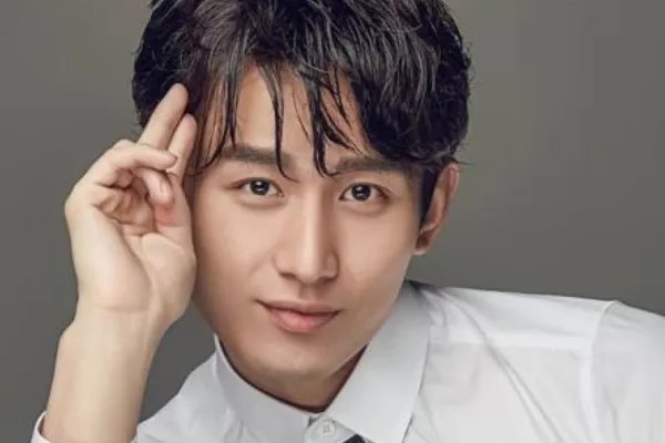 成毅袁冰妍避嫌好明显,他们为何要避嫌?