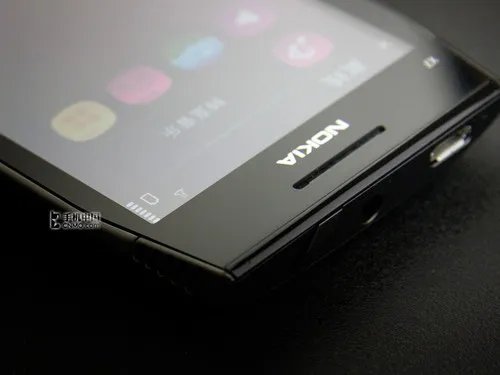 Symbian Anna来袭 诺基亚X7-00首发评测