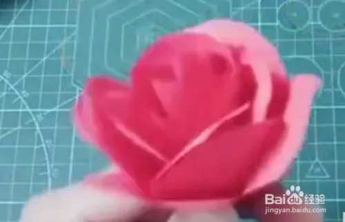 4步简易折纸花玫瑰花