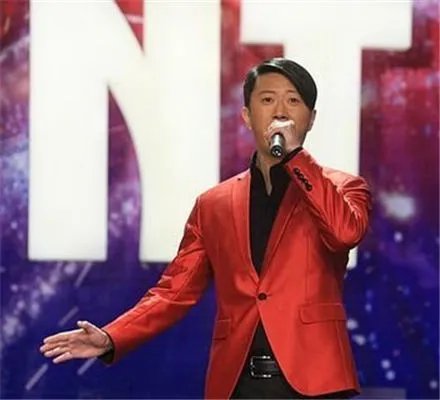 中国达人秀唱歌选手观众好评 引爆歌迷学唱歌热潮