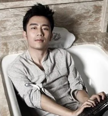 聚美优品CEO创始人陈欧，陈欧个人资料，陈欧图片