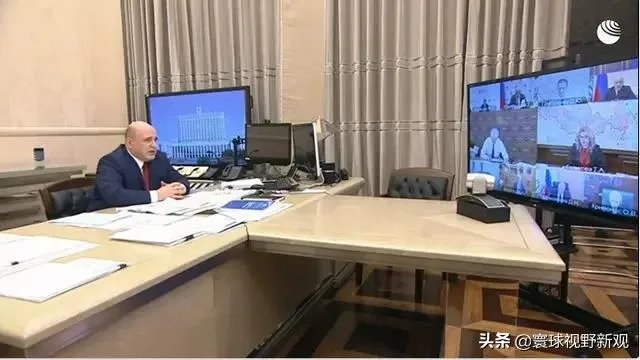 为什么美国那么多人确诊了,但是特朗普周围一直没事?