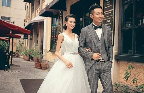 厦门拍婚纱照多少钱  厦门哪家拍婚纱照好看