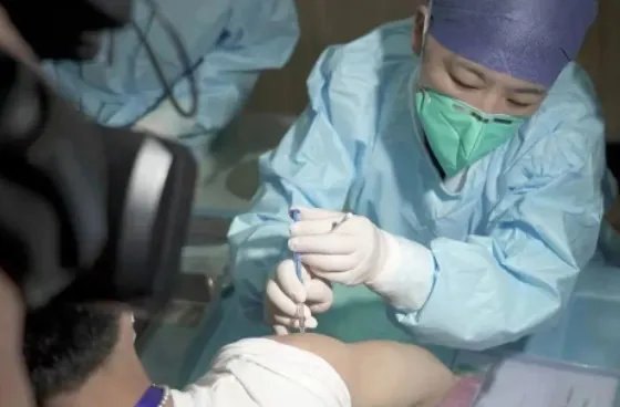 奥密克戎疫苗临床首针完成接种,该疫苗的防御效果有多强?