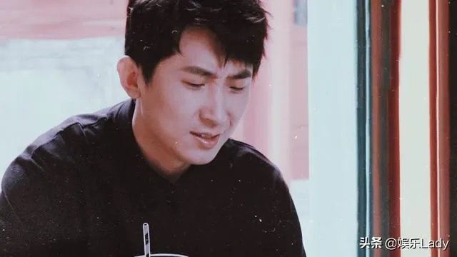 可以分享德云社私服照片吗？