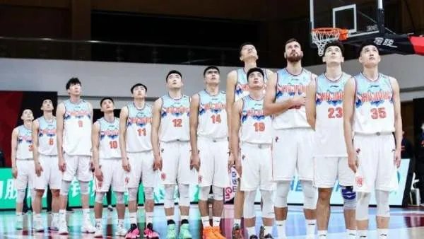 新疆队有10人合同到期，哪些球员会离开？