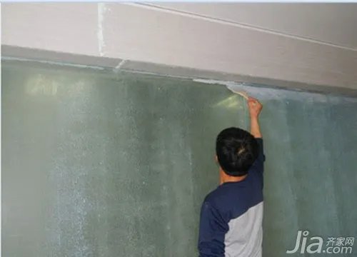 刷漆前一定要用加固剂吗 为什么墙面会起包?