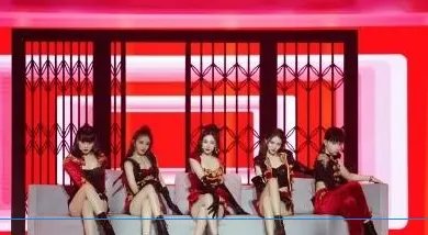 《浪姐》总决赛表演像春晚，哪一段堪称炸裂？