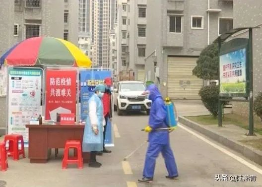 上海疫情已经降为三级，小区与小区之间的门什么时候通？