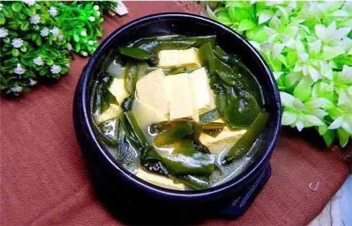 宝宝吃什么食物补钙 宝宝什么时候开始补钙