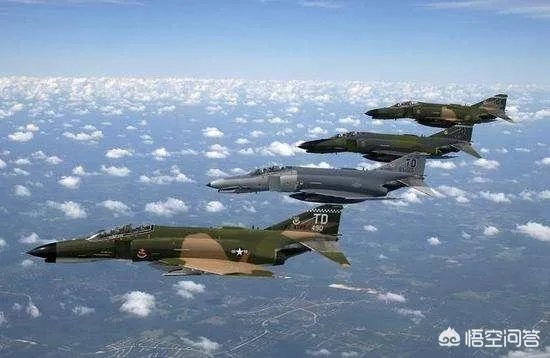 突发：伊朗一架战机在波斯湾水域坠毁，是被美国击落的吗？