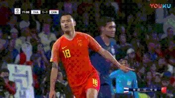 国足对阵伊朗队,你觉得是532阵型还是352阵型呢?韦世豪能不能进一个球呢?