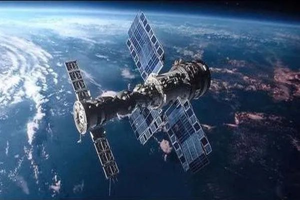 神十三航天员大型拆快递现场视频公布,这些货物是什么时候进入太空的?