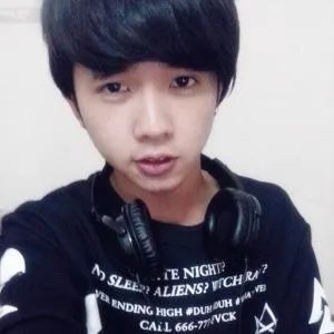 《我唱情歌给你听》这首歌里包含着多少首歌，歌名都是啥