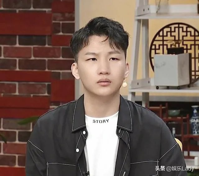 可以分享德云社私服照片吗？