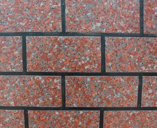 轻质砖是用什么材料做的