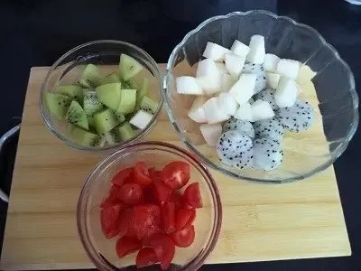 酸奶水果沙拉怎么做用什么酸奶啊
