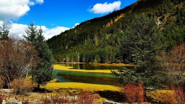 成都到木格措-新都桥-海螺沟三天怎么安排路线？具体怎么坐车/车费/时间？