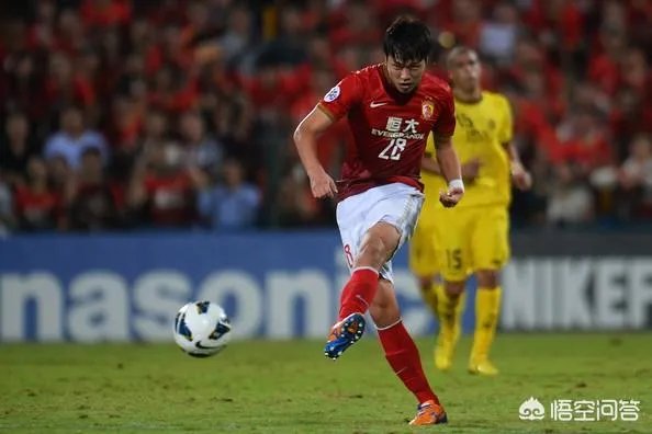 恒大3球完败大连，三个失球都与金英权有关，他怎么了？