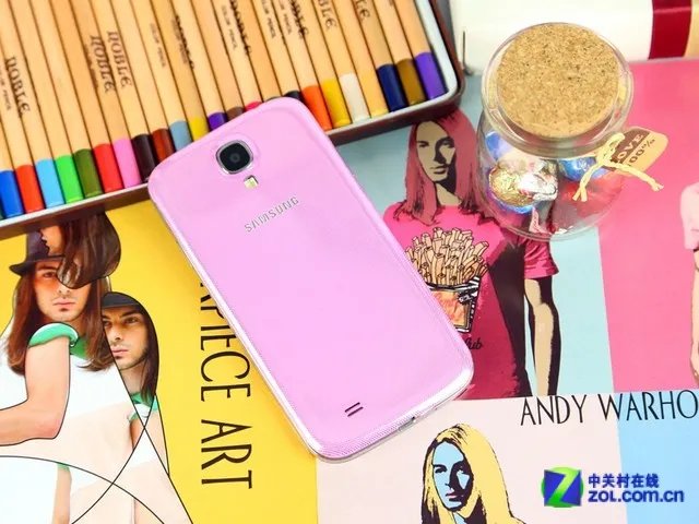 双四核高性能 三星GALAXY S4报价2099元!