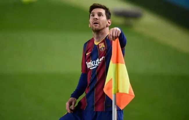 梅西的FIFA最佳球员投票选择无视C罗,对此你怎么看?