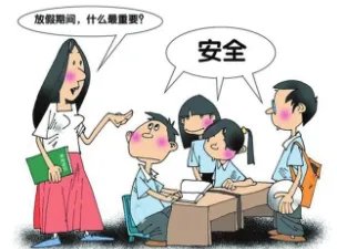 穿衣镜被碰倒爸爸飞身护娃,网友为何盛赞是“超人”?