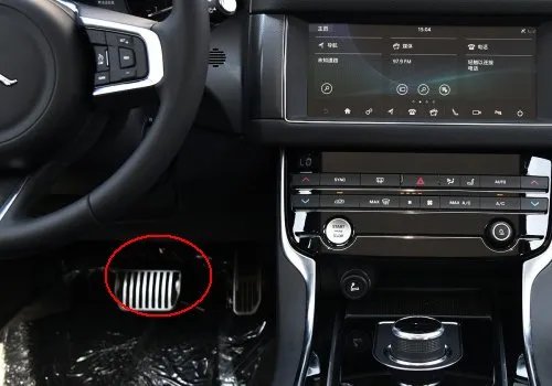 捷豹xf熄火的状态下怎么摘空档