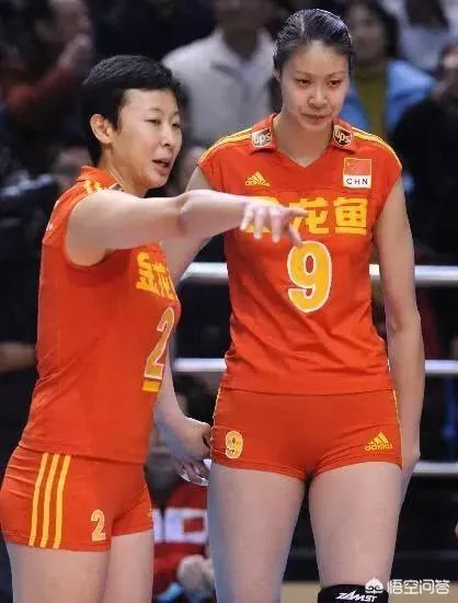 如何评价前女排队员冯坤？