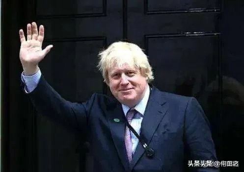 为什么约翰逊刚刚成功当选英国首相，英国人却强烈要求他下台？