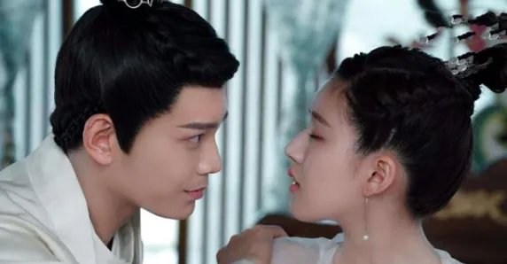 《传闻中的陈芊芊》播放率怎么样？更新4集，播放超2亿次