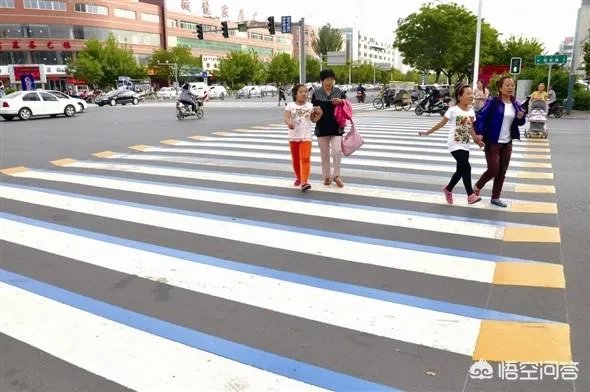 交通法规有规定用立体斑马线的吗?