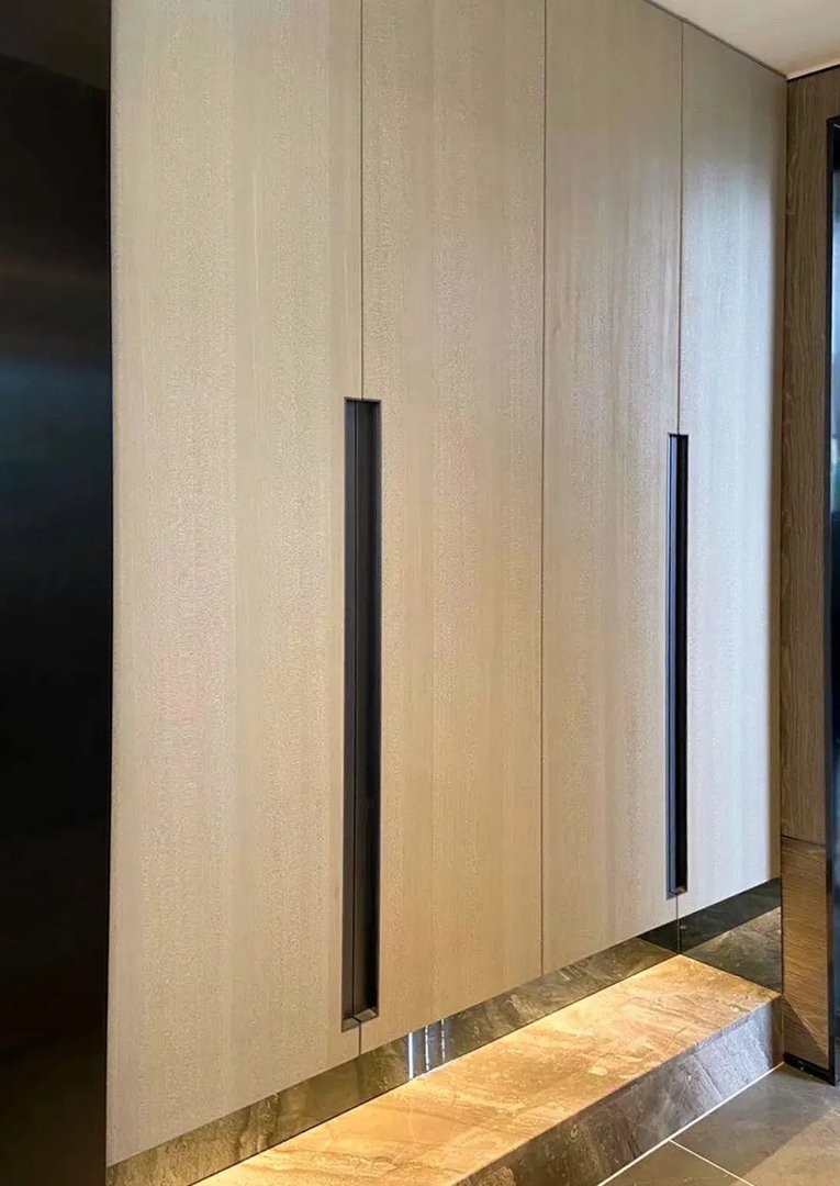 不锈钢、玻璃元素+低饱和度灰,打造完美意式现代轻奢风~