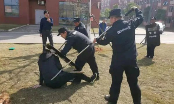 唐山打人事件已经发生好多天了，受害人的伤情怎么样了？