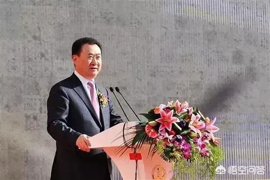 万达为什么又要接手一方球队入主大连足球?