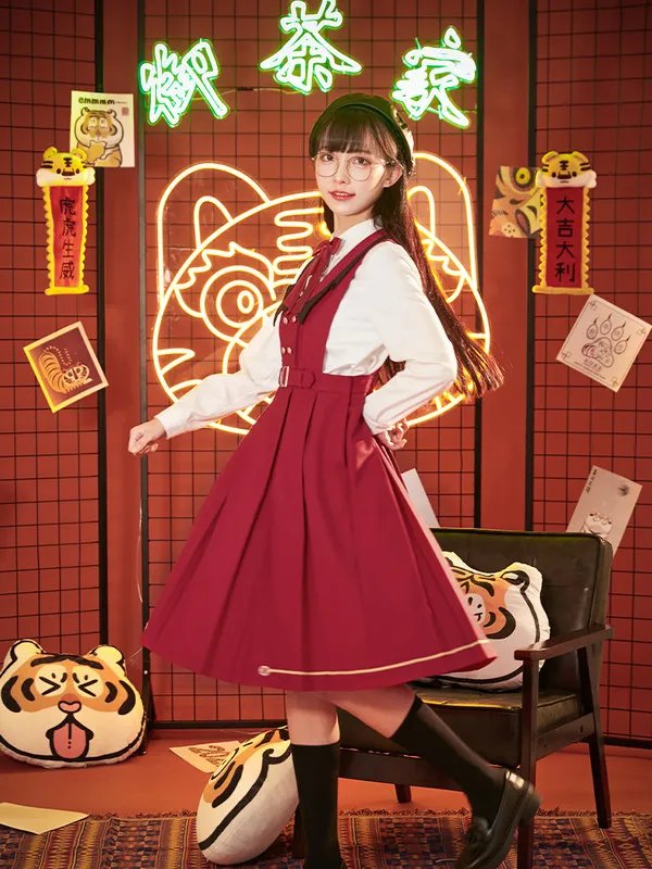 JK女生都在穿的护奶裙到底是什么?可甜可撩,百搭又好看~