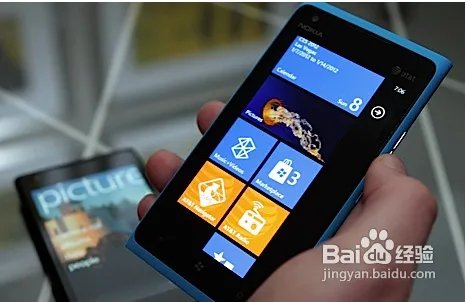 4.3吋大屏+1.4GHz诺基亚Lumia 900发布