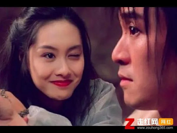 周星驰谈朱茵哭了，一生的遗憾便是错过了朱茵