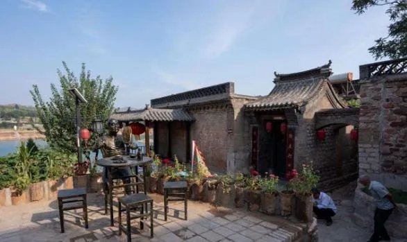 河北的陶瓷水镇有多少年的历史了?又是为何而火起来的?