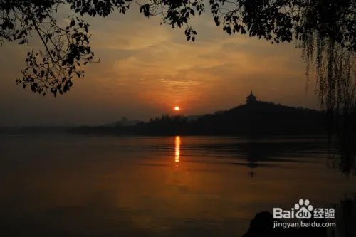 这个黄金周去这个人潮涌动的地方看什么？