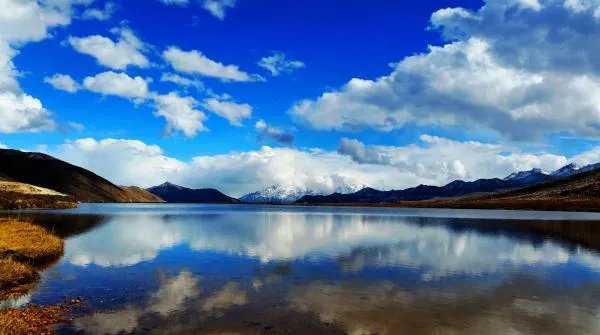 成都到木格措-新都桥-海螺沟三天怎么安排路线？具体怎么坐车/车费/时间？