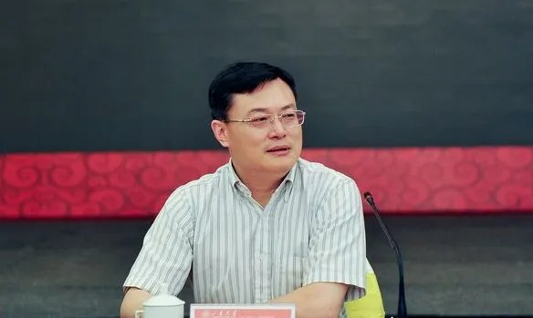 厦门大学校长朱崇实不再担任？