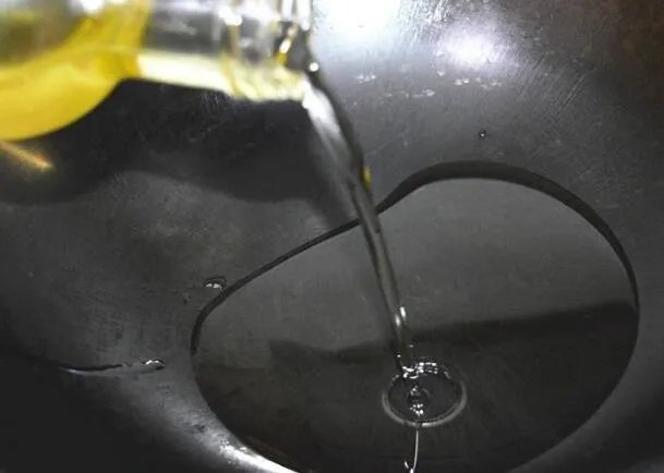 蟹爪肉怎么做好吃  帝王蟹和长脚蟹的区别