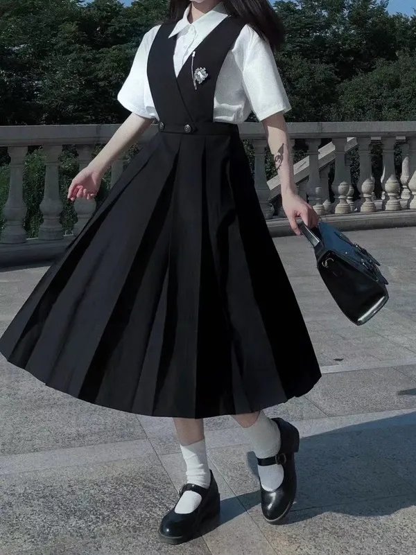 JK女生都在穿的护奶裙到底是什么?可甜可撩,百搭又好看~