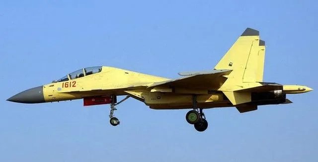 解放军首次曝光超强制空战斗机，这款战机到底有何特别之处？